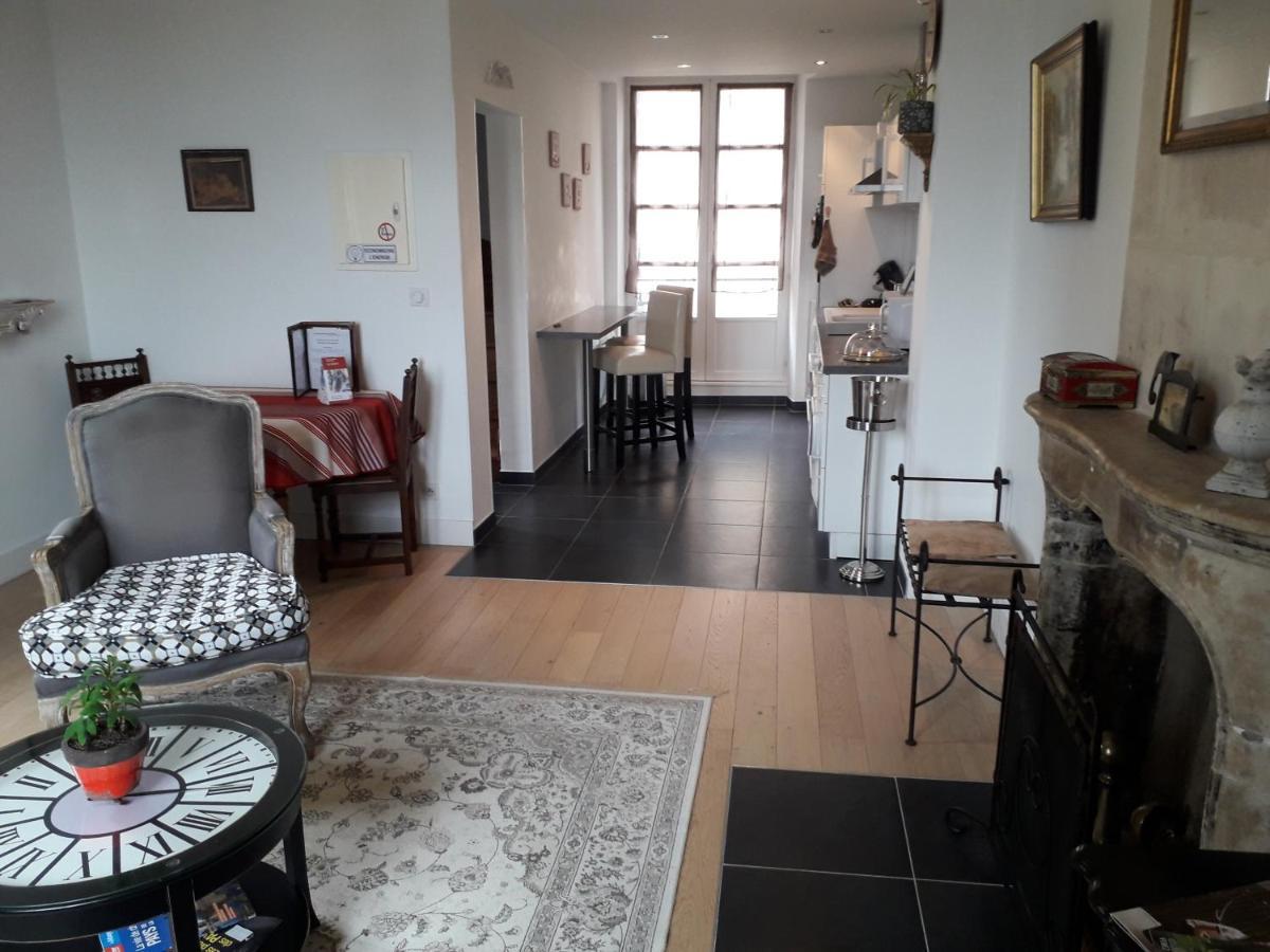 Petite Maison Romantique Au Calme, Coeur Historique Plantagenet, Vue Ville 르망 외부 사진